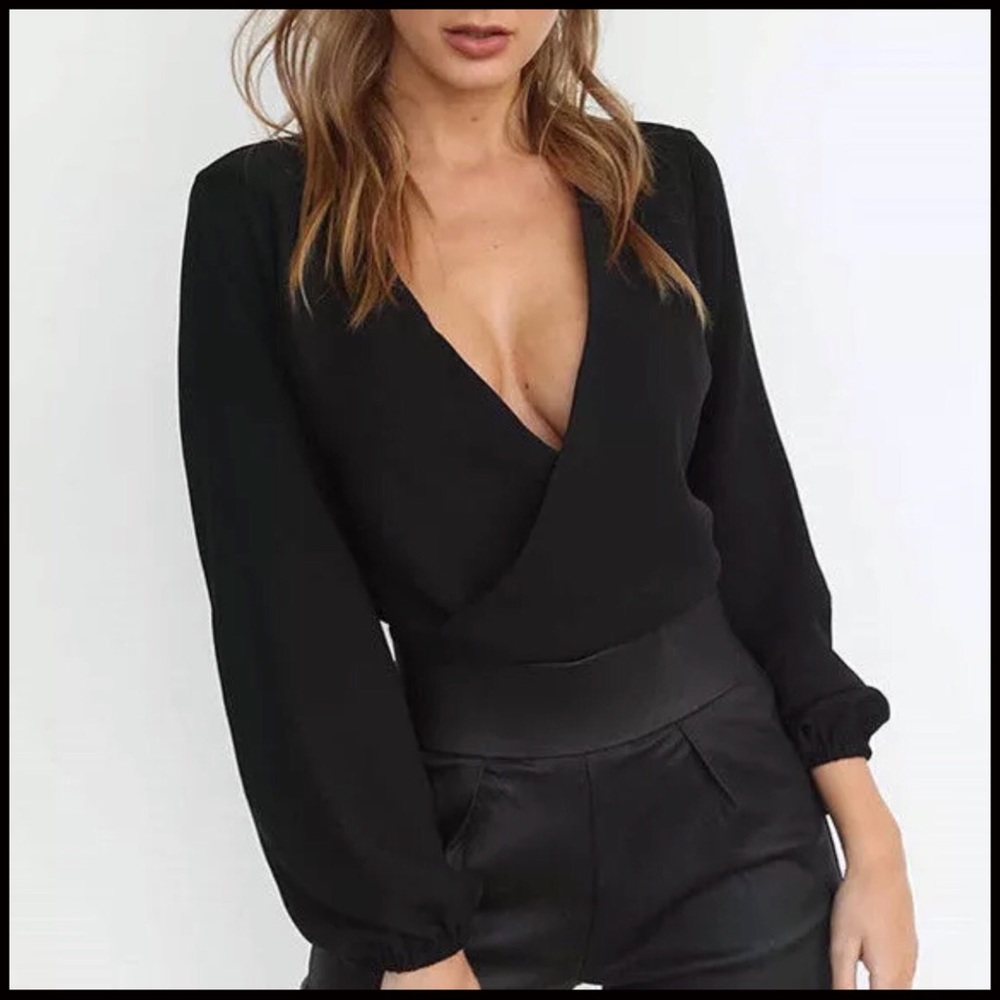 Cross-Over & Backless Top - Picture 2 of 3